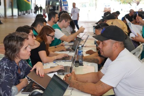 Pop Rua Jud Pantanal realiza 1.643 atendimentos no primeiro dia em Campo Grande/MS