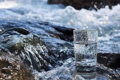 Revisão tarifária da Sanesul é concluída com aplicação escalonada, critérios de eficiência e ampliação da tarifa social